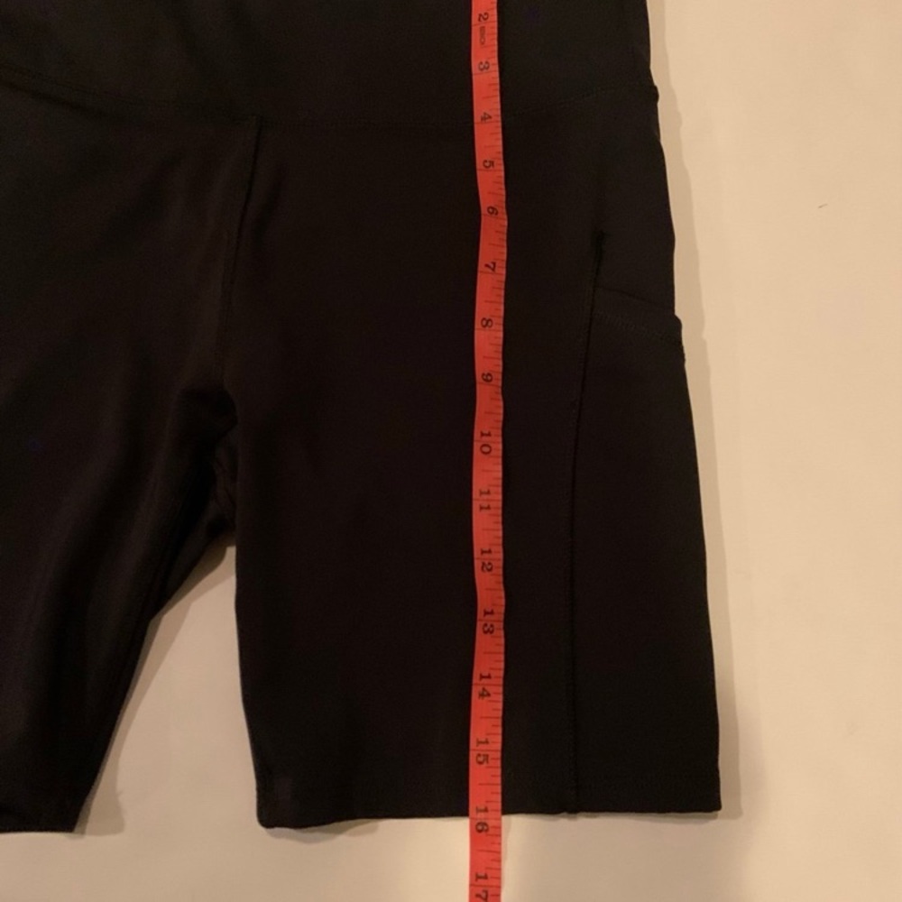 All In Motion Set Of 3 Women’s High-Rise Shorts Black Taupe Size Medium - Picture 11 of 12